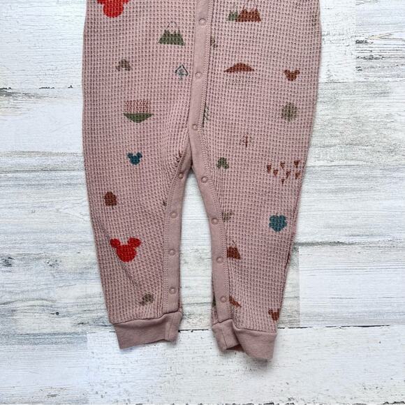 Disney Baby Romper Boys Size 18M Beige Mickey Mouse Waffle Knit Snap Front - Picture 2 of 7